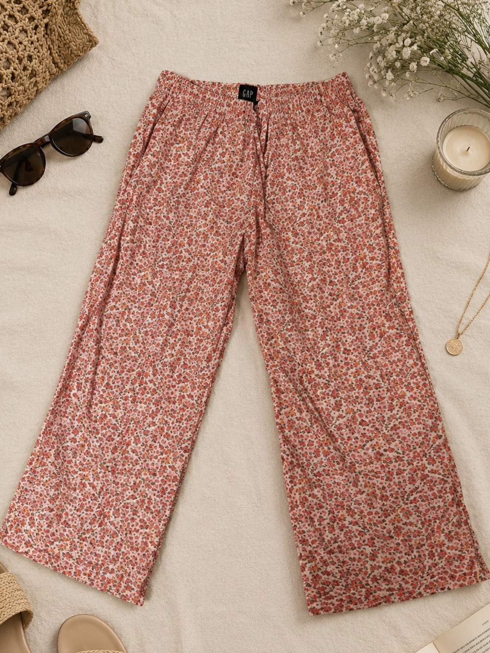 GAP Floral Cropped Wide Leg Pants Medium White Pink Drawstring Loungewear